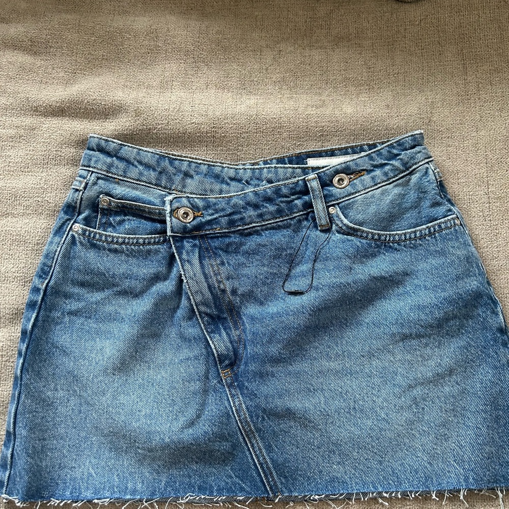 Zara Blue Asymmetrical A-Line Mini Skirt